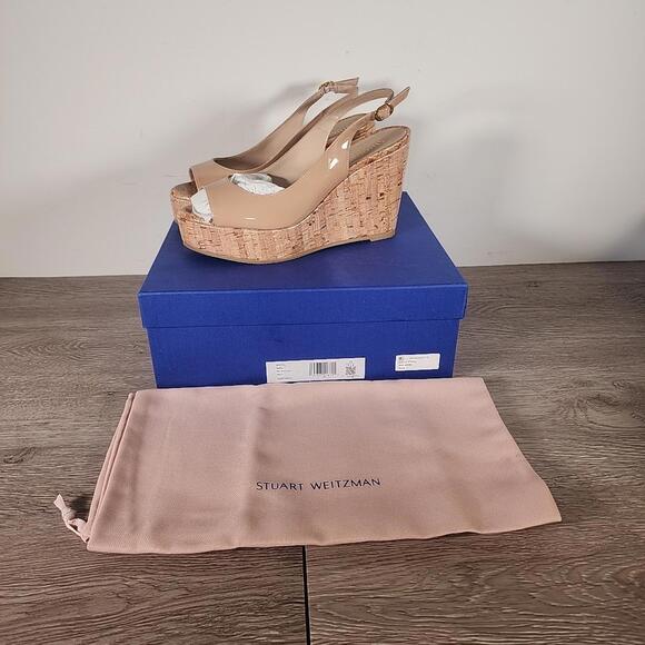 $500 STUART WEITZMAN Riveria patent-leather wedge slingback sandals 9.5 B Adobe - Picture 1 of 12